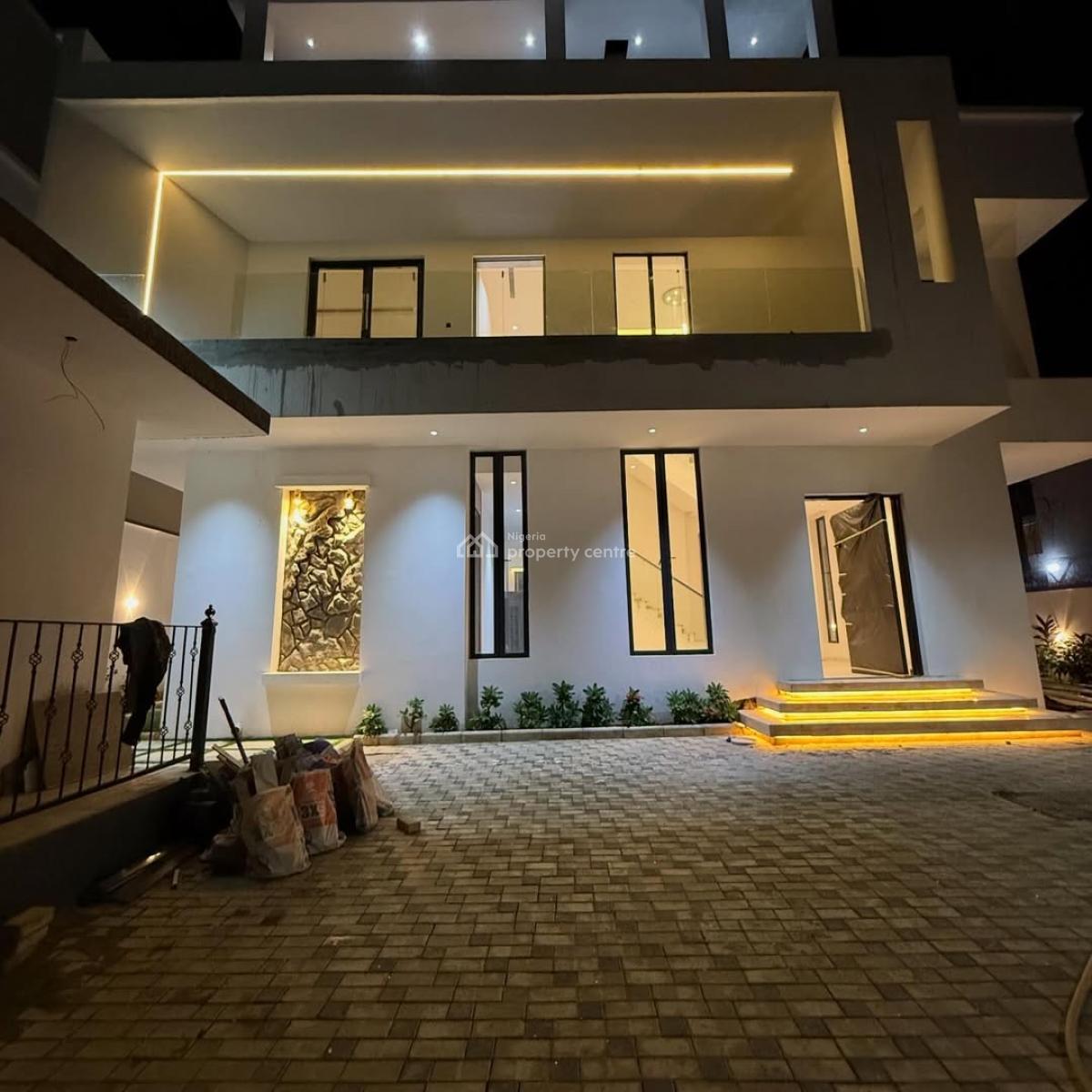 Opulent 5 Bedroom Detached Duplex 1 Room Bq and a Pool, Maitama District, Abuja, Detached Duplex for Sale