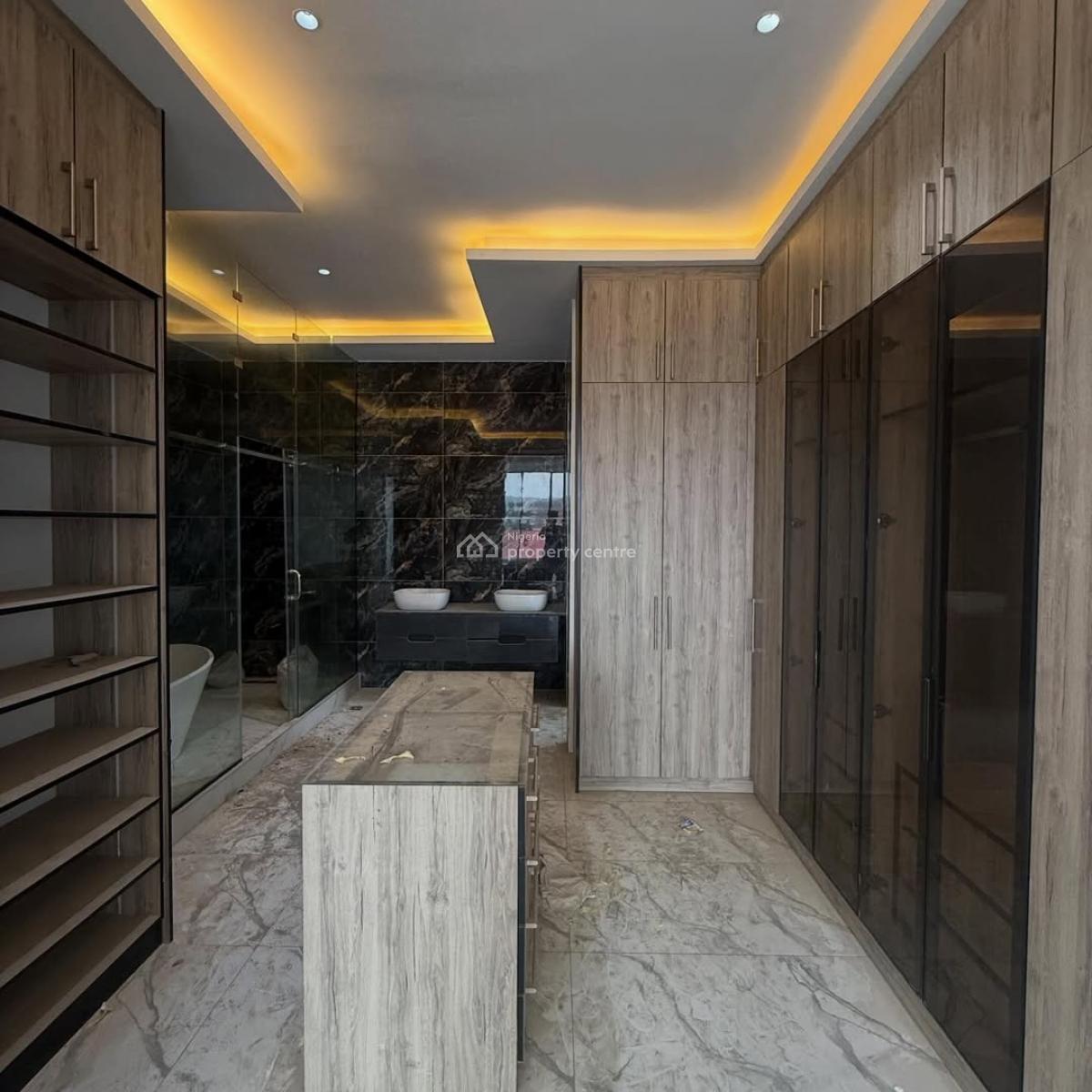 Opulent 5 Bedroom Detached Duplex 1 Room Bq and a Pool, Maitama District, Abuja, Detached Duplex for Sale