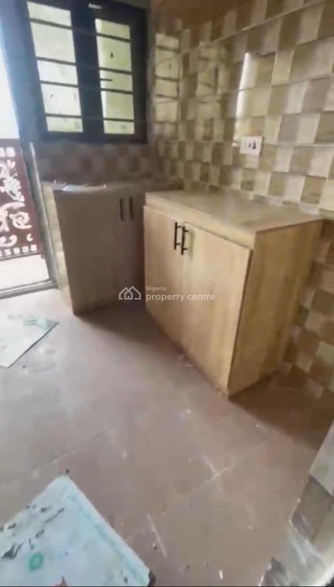 Lovely 2bedroom Flat, Akoka, Yaba, Lagos, Flat / Apartment for Rent