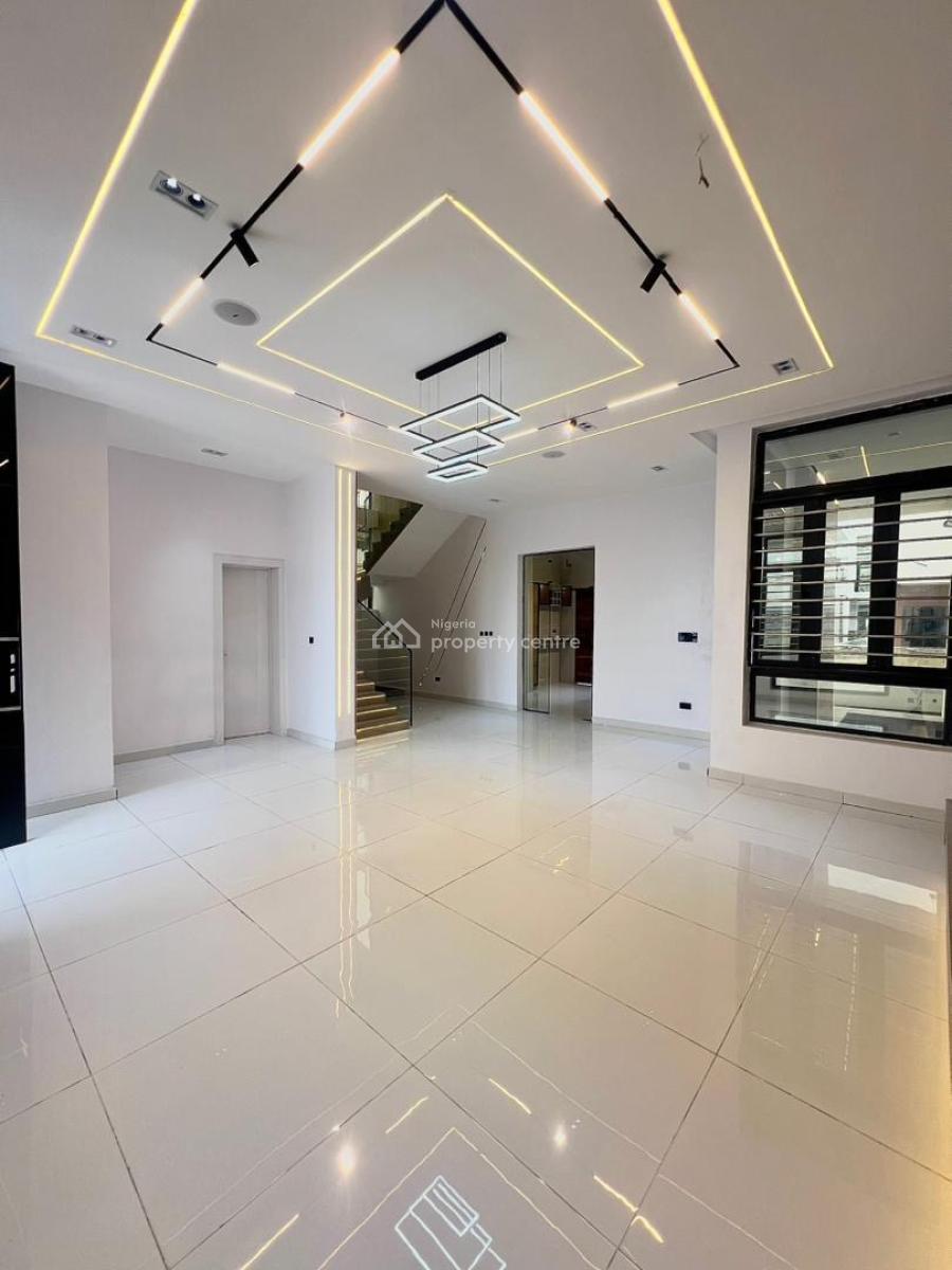 Spacious 5-bedroom Fully Detached House with Boys Quarters and Pool, Lekki Conservation Center, Lekki, Lagos, Detached Duplex for Sale