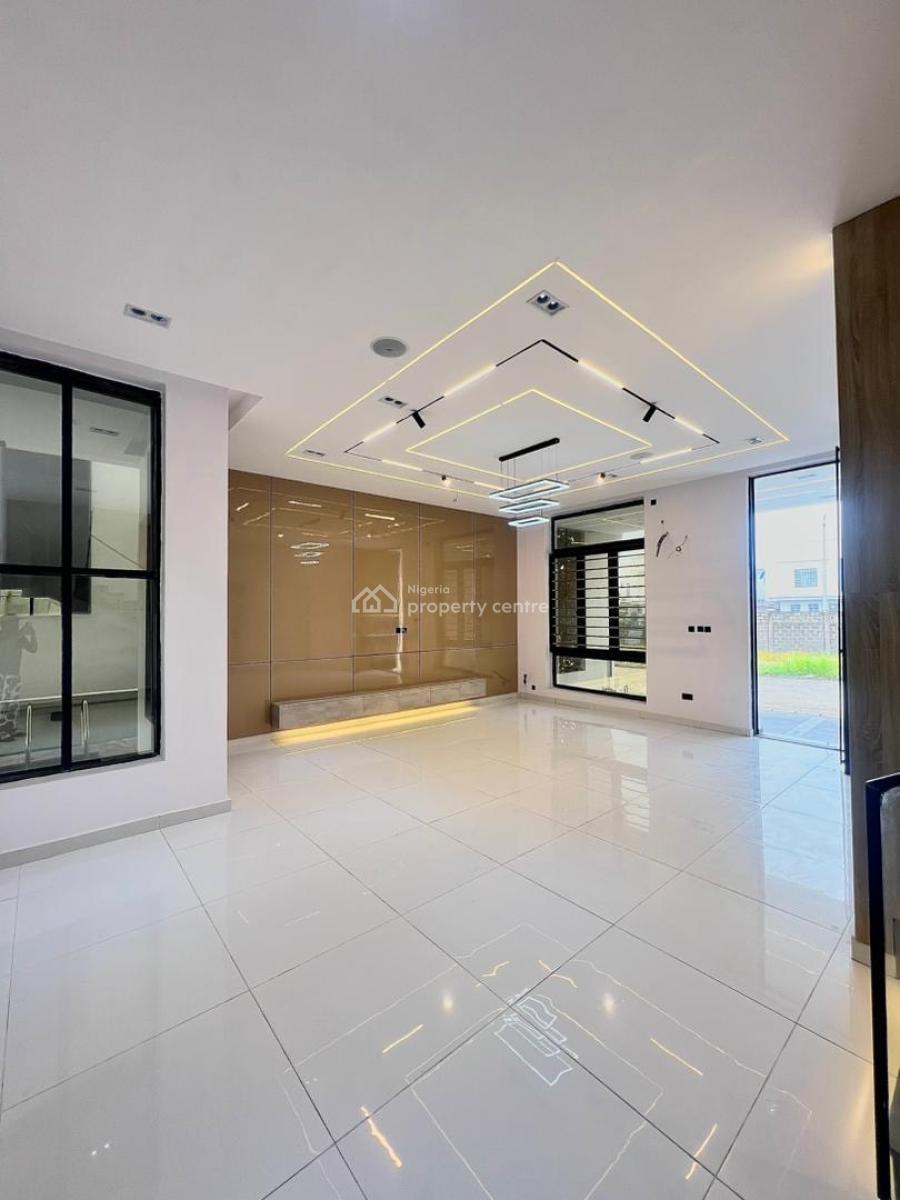 Spacious 5-bedroom Fully Detached House with Boys Quarters and Pool, Lekki Conservation Center, Lekki, Lagos, Detached Duplex for Sale