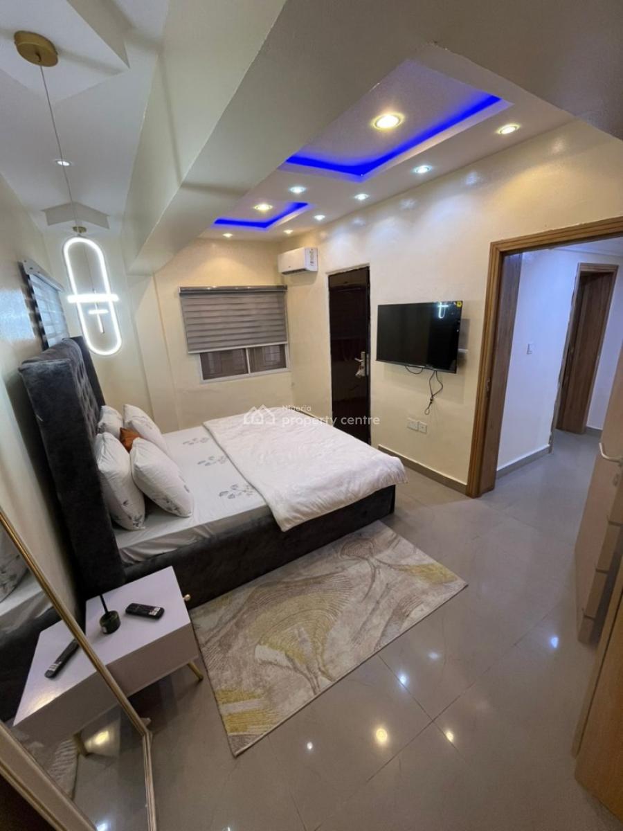 2 Bedroom Fully Equipped Kitchen - Fitted Wardrobes - Neatly Finished, Ikeja Gra, Ikeja, Lagos, Flat / Apartment for Sale