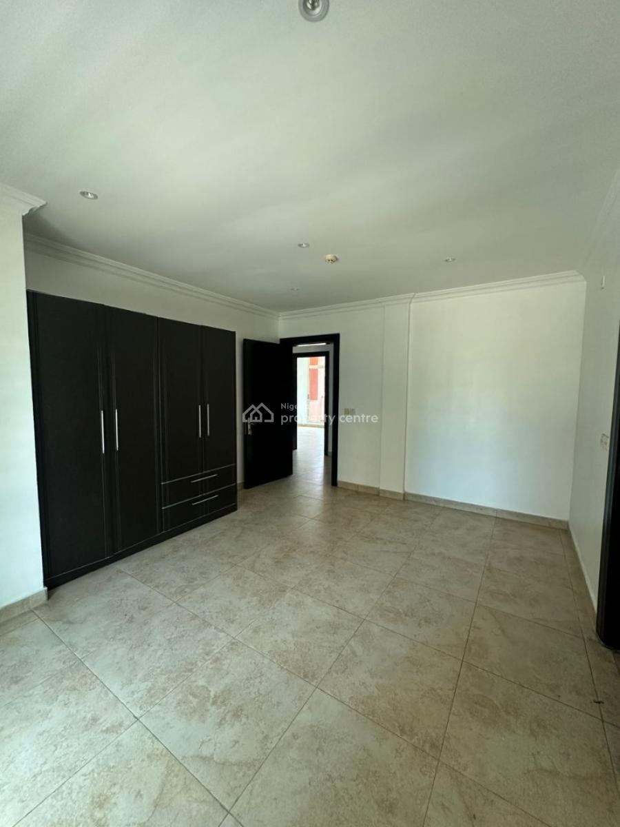 Spacious Well Maintained 3-bedroom Maisonette + Bq, Old Ikoyi, Ikoyi, Lagos, Flat / Apartment for Rent