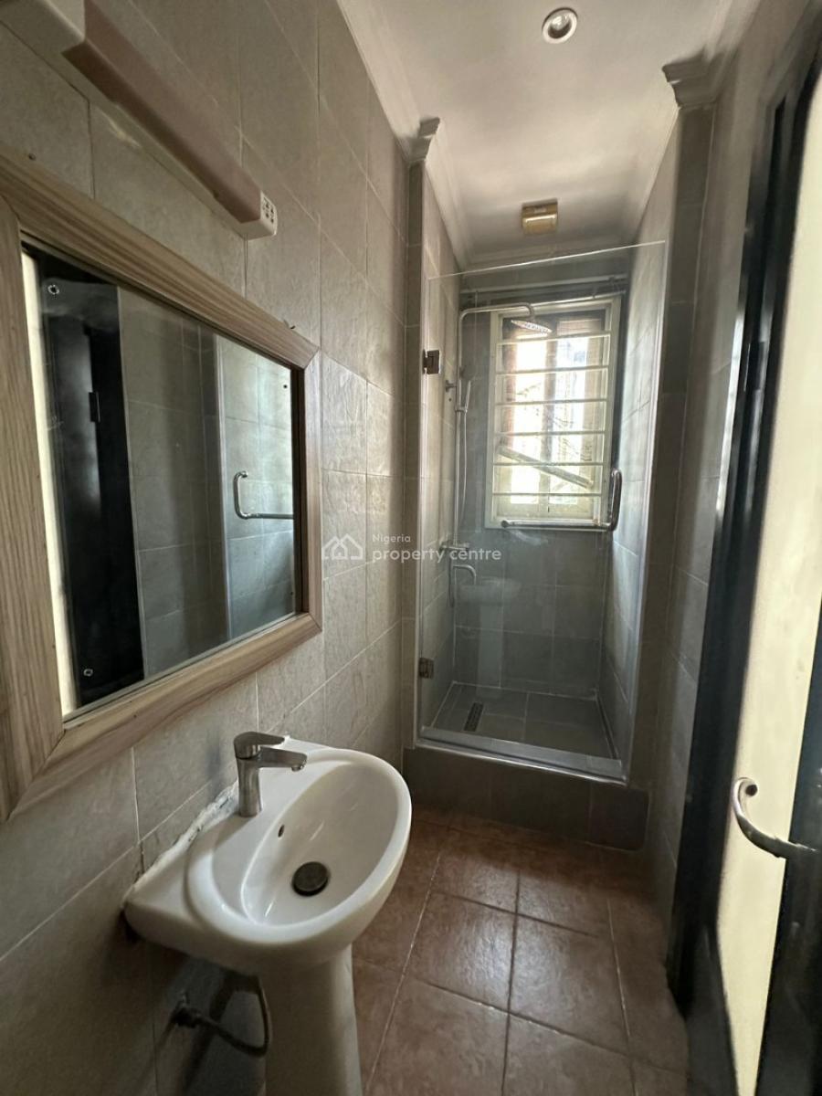 Spacious Well Maintained 3-bedroom Maisonette + Bq, Old Ikoyi, Ikoyi, Lagos, Flat / Apartment for Rent
