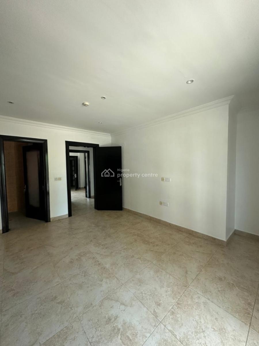 Spacious Well Maintained 3-bedroom Maisonette + Bq, Old Ikoyi, Ikoyi, Lagos, Flat / Apartment for Rent