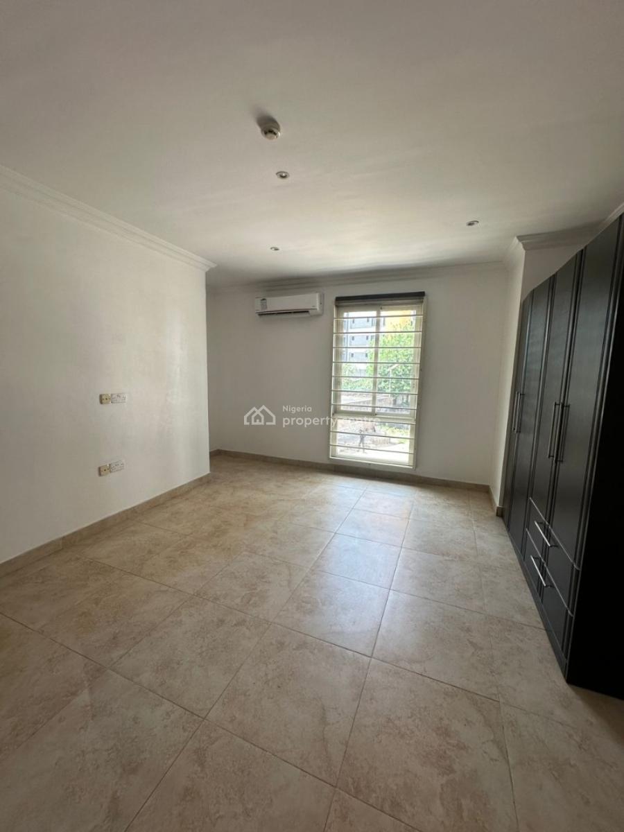 Spacious Well Maintained 3-bedroom Maisonette + Bq, Old Ikoyi, Ikoyi, Lagos, Flat / Apartment for Rent