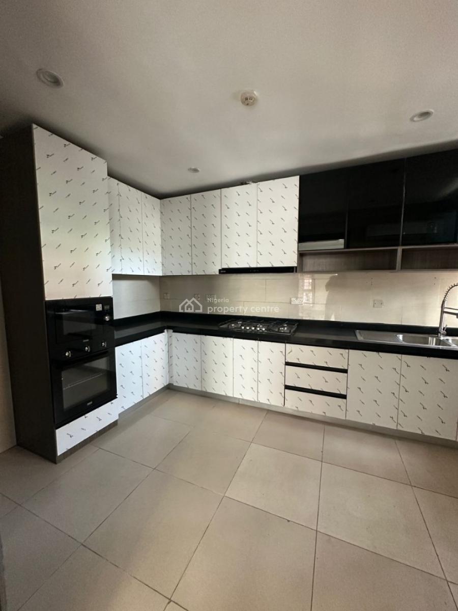 Spacious Well Maintained 3-bedroom Maisonette + Bq, Old Ikoyi, Ikoyi, Lagos, Flat / Apartment for Rent