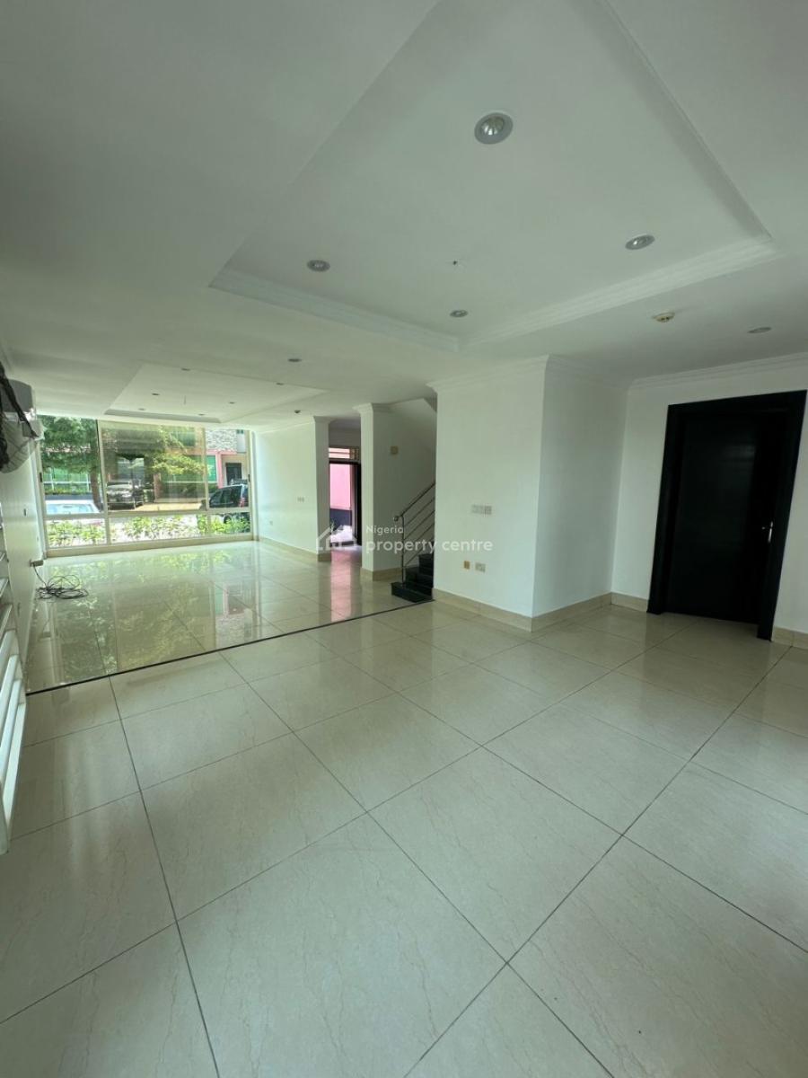 Spacious Well Maintained 3-bedroom Maisonette + Bq, Old Ikoyi, Ikoyi, Lagos, Flat / Apartment for Rent