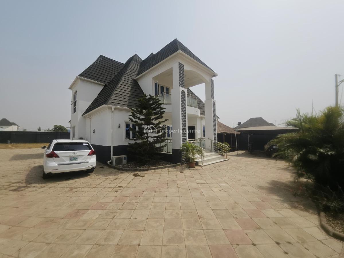 Very Clean and Spacious 4 Bedroom Penthouse Duplex, After Dunamis Behind New Shafa Filling Station, Lugbe District, Abuja, Detached Duplex for Rent