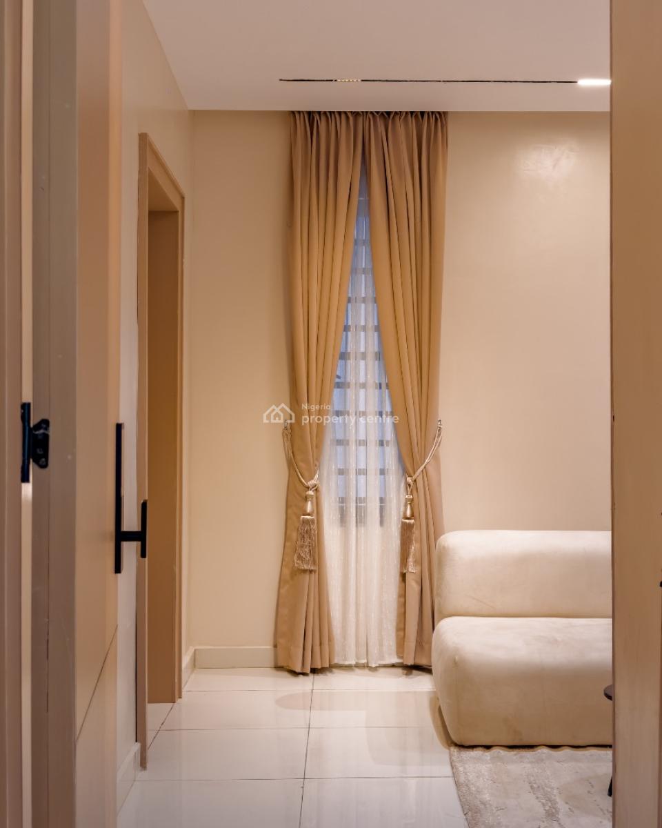 Aesthetically Pleasing One Bedroom Apartment Available for Short Stay, 42 Rotimi Street, Surulere, Lagos, Flat / Apartment Short Let