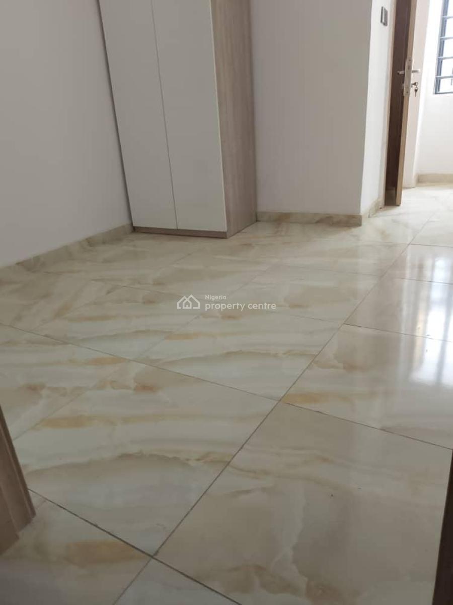 Nice Distress Sell 4 Bedroom Duplex Terrace Fully Service Estate, Harris Drive Lekki Vgc Lekki Lagos State, Lekki, Lagos, Terraced Duplex for Sale