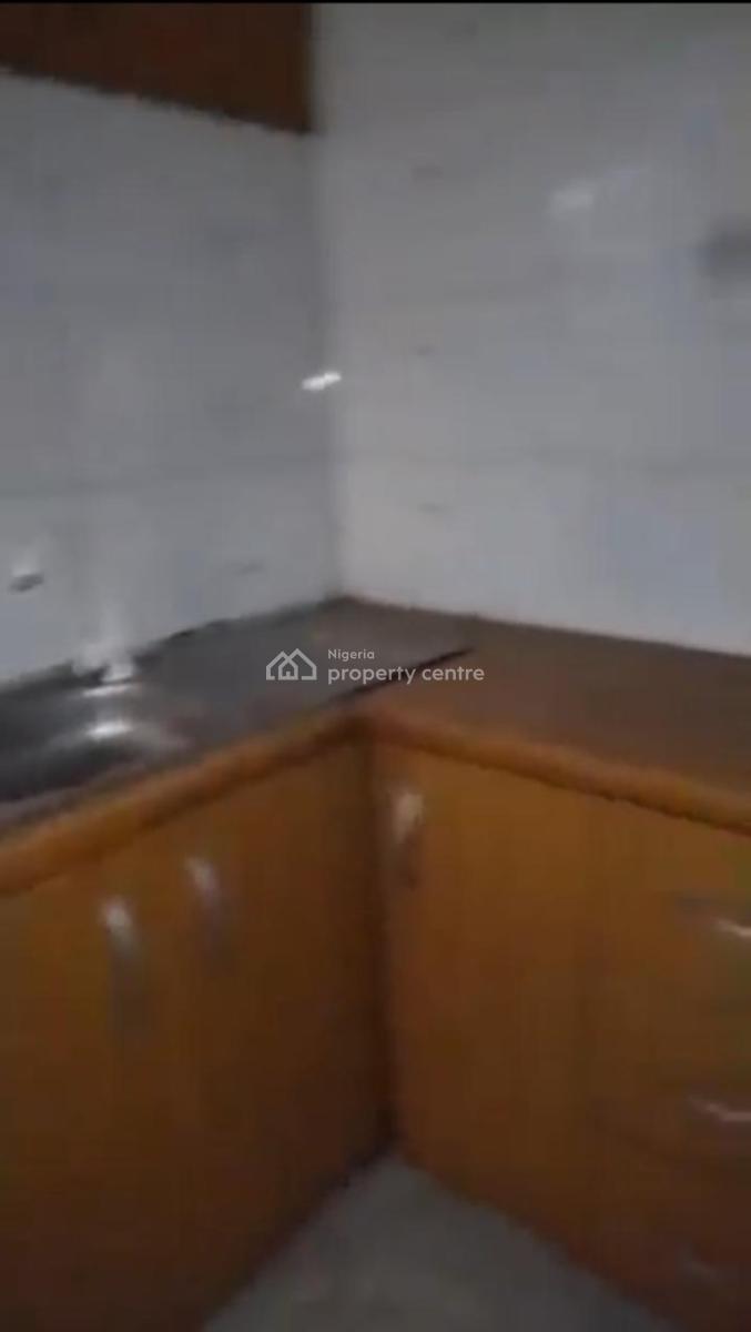 Lovely 3 Bedroom Flat, Wemabod Estate, Ikeja, Lagos, Flat / Apartment for Rent