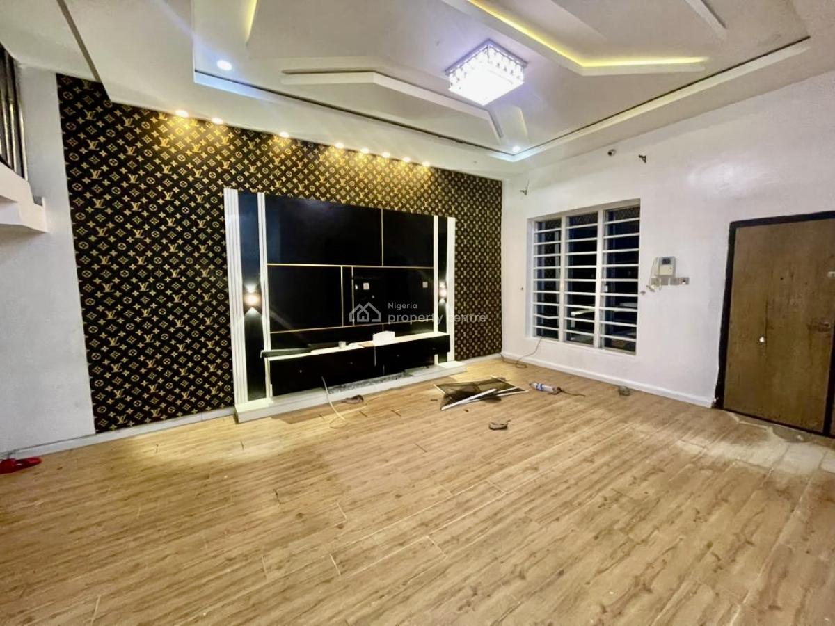 Excellent Studio Apartment in Secured Estate of High Profile Residence, Chevron Alternative, Lekki, Lagos, Self Contain (single Rooms) for Rent