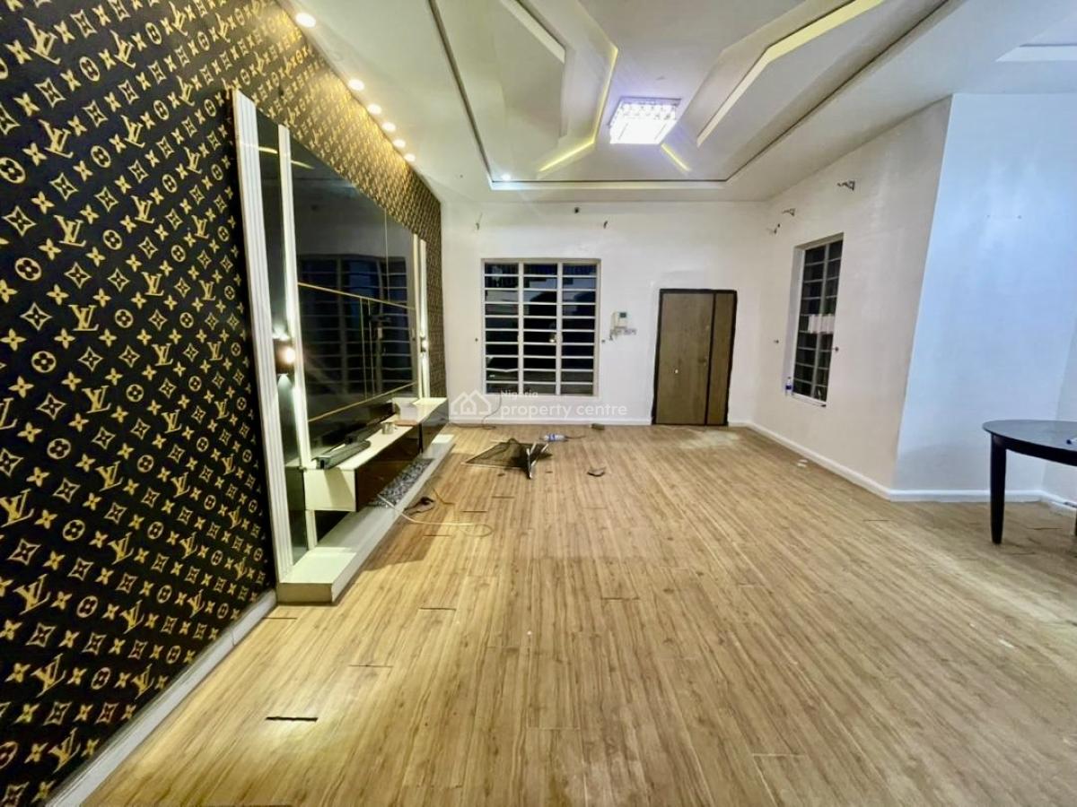 Excellent Studio Apartment in Secured Estate of High Profile Residence, Chevron Alternative, Lekki, Lagos, Self Contain (single Rooms) for Rent