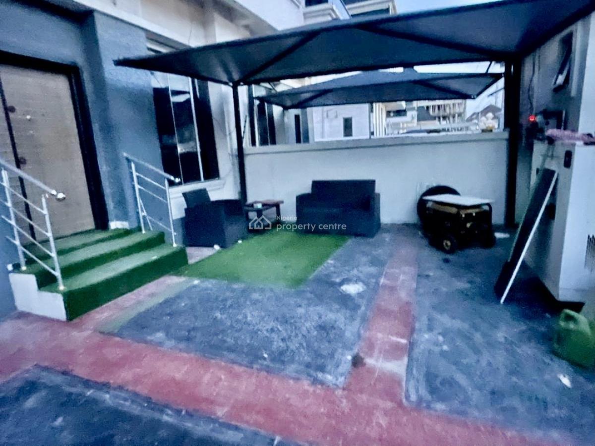 Excellent Studio Apartment in Secured Estate of High Profile Residence, Chevron Alternative, Lekki, Lagos, Self Contain (single Rooms) for Rent