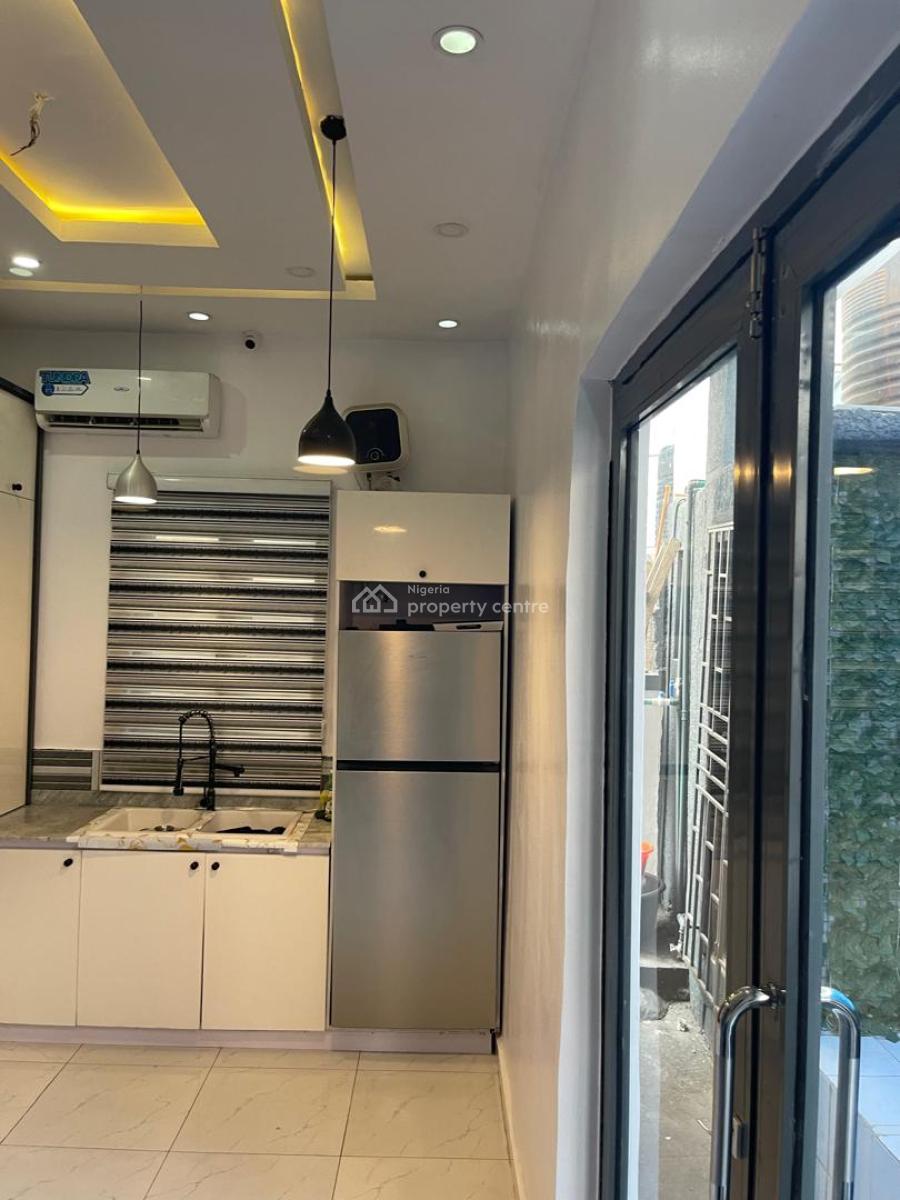 a Beautiful Fully Furnished 4-bedroom Apartment, Ajah, Lekki, Lagos, Flat / Apartment for Rent