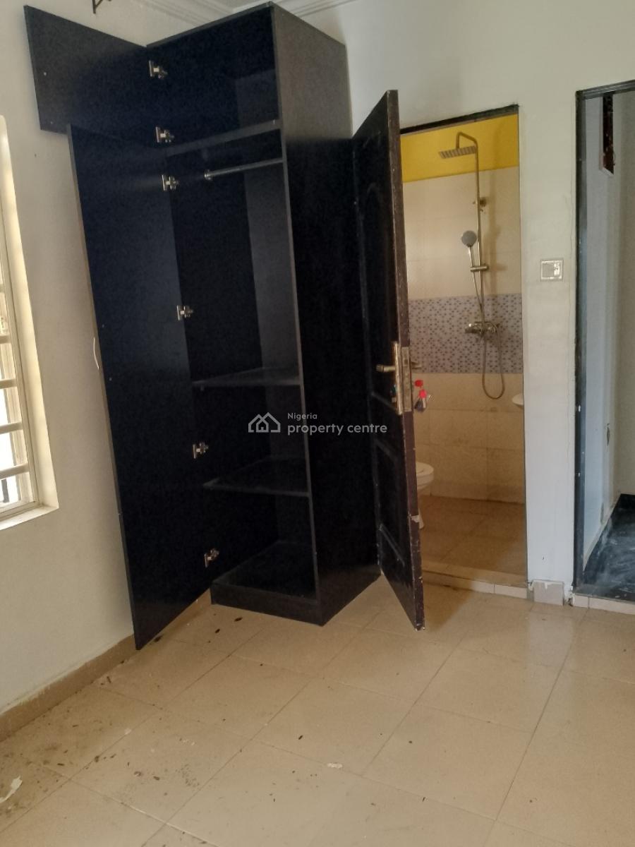 Very Beautiful and Neat 2 Bedroom Flat, Ilaje Off Mobile Road, Ajah, Lagos, Flat / Apartment for Rent