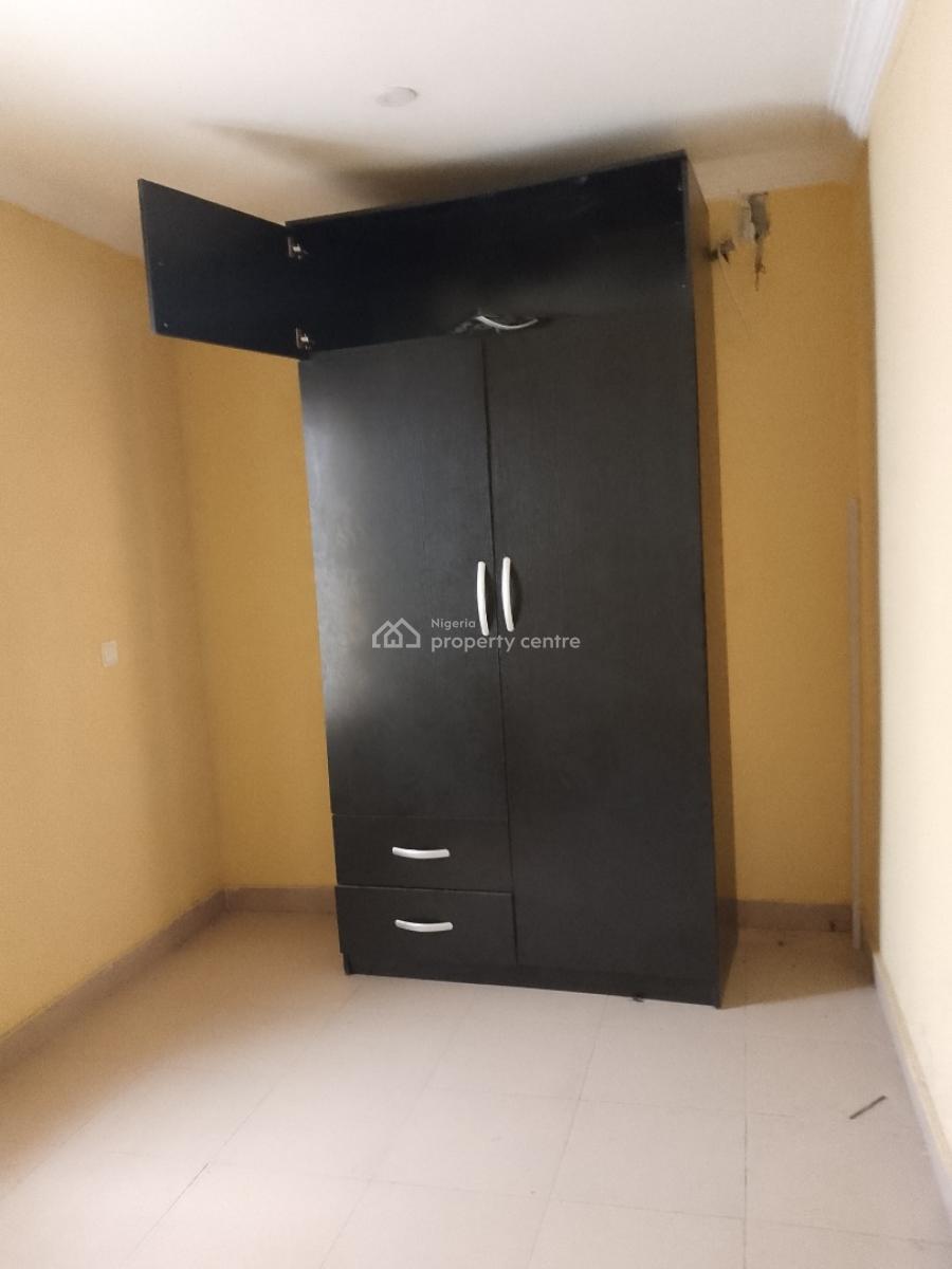 Very Beautiful and Neat 2 Bedroom Flat, Ilaje Off Mobile Road, Ajah, Lagos, Flat / Apartment for Rent