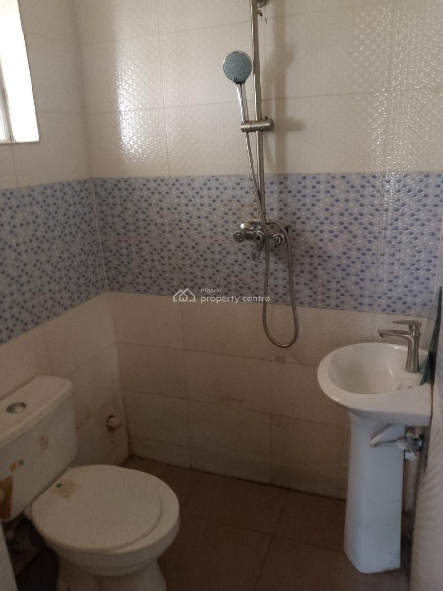 Very Beautiful and Neat 2 Bedroom Flat, Ilaje Off Mobile Road, Ajah, Lagos, Flat / Apartment for Rent