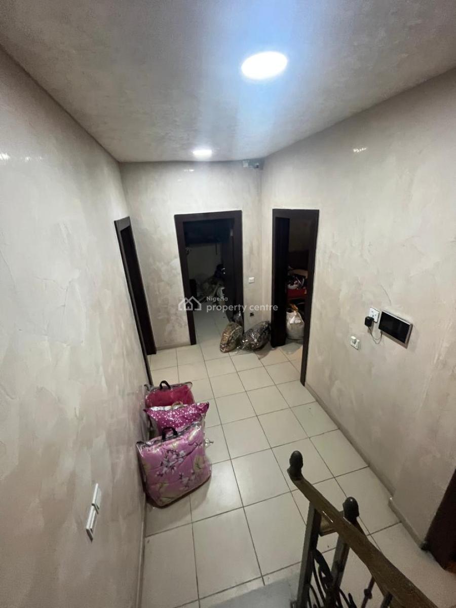 Well Maintained 4 Bedroom Terrace Duplex with Bq, Osapa, Lekki, Lagos, Terraced Duplex for Sale