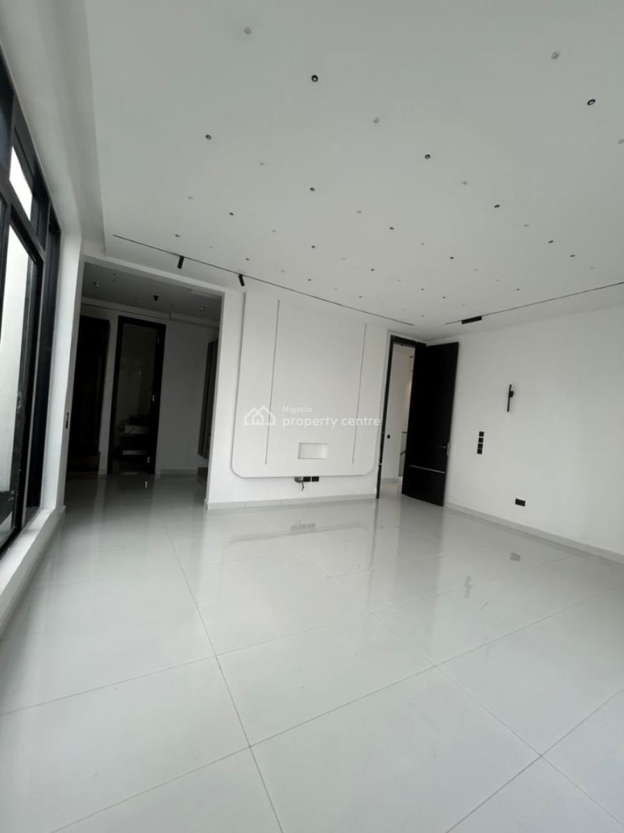 5 Bedrooms Fully Detached Duplex with Bq, Lekki Phase 1, Lekki, Lagos, Detached Duplex for Sale