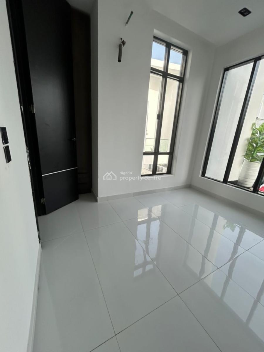 5 Bedrooms Fully Detached Duplex with Bq, Lekki Phase 1, Lekki, Lagos, Detached Duplex for Sale