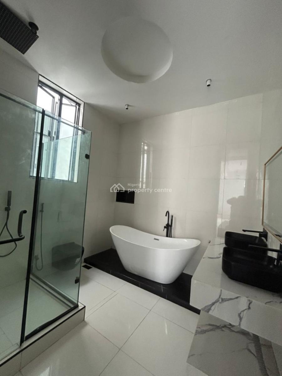 5 Bedrooms Fully Detached Duplex with Bq, Lekki Phase 1, Lekki, Lagos, Detached Duplex for Sale