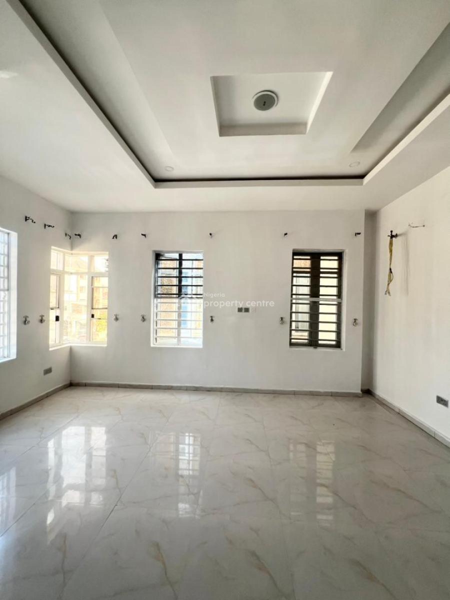 4 Bedroom Semi Datched Duplex with Bq, Ologolo, Lekki, Lagos, Semi-detached Duplex for Rent