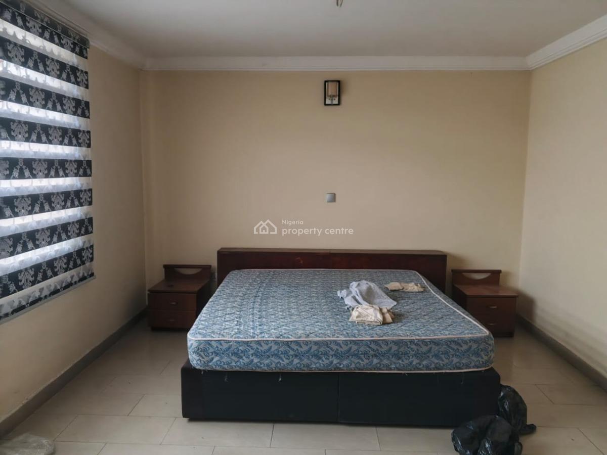 Unfurnished  3 Bedroom Apartment with Bq, Ikeja Gra, Ikeja, Lagos, Flat / Apartment for Rent