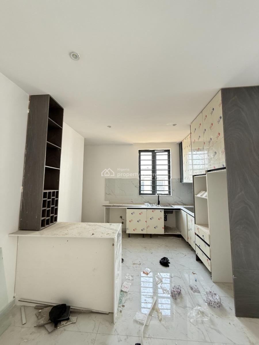 New 3 Bedroom Service Apartment with Bq & Swimming Pool, Lekki Phase 1, Lekki, Lagos, Flat / Apartment for Sale