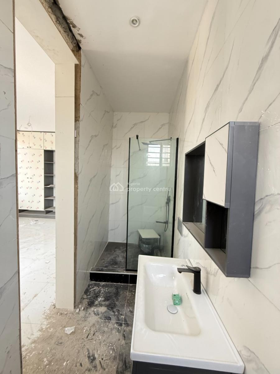 New 3 Bedroom Service Apartment with Bq & Swimming Pool, Lekki Phase 1, Lekki, Lagos, Flat / Apartment for Sale