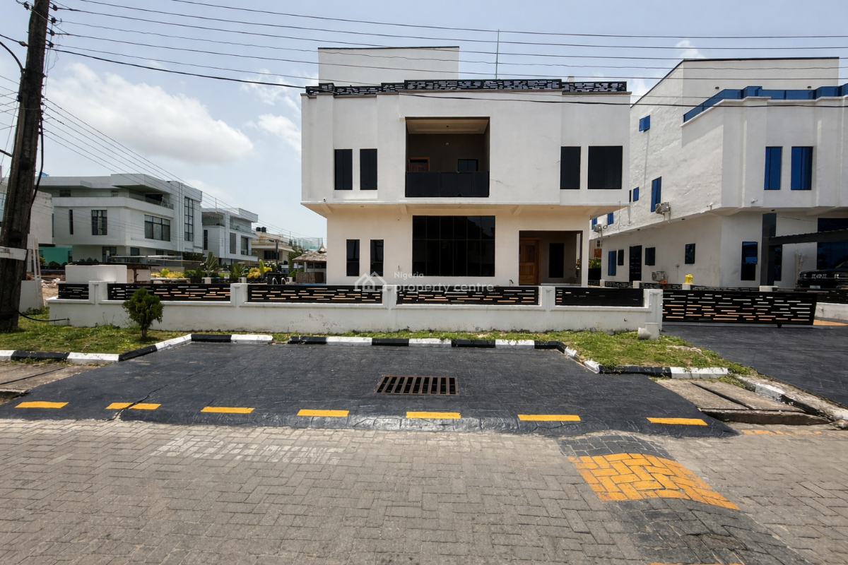 5 Bedroom Detached Available, Osapa, Lekki, Lagos, Terraced Duplex for Sale