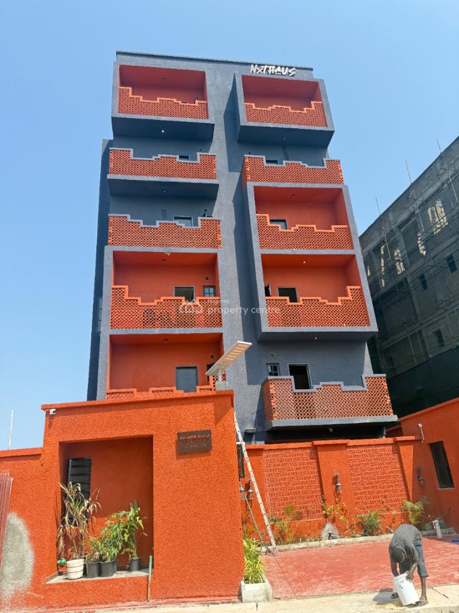 Brand New  3  Bedroom Service Apartment, Lekki Phase 1, Lekki, Lagos, Flat / Apartment for Sale