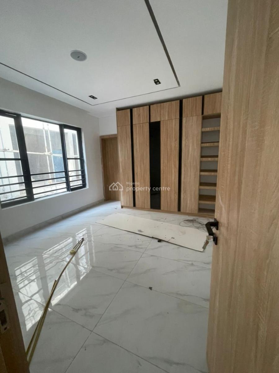 Luxury 2-bedroom Apartment, Freedom Way, Lekki Phase 1, Lekki, Lagos, Flat / Apartment for Sale