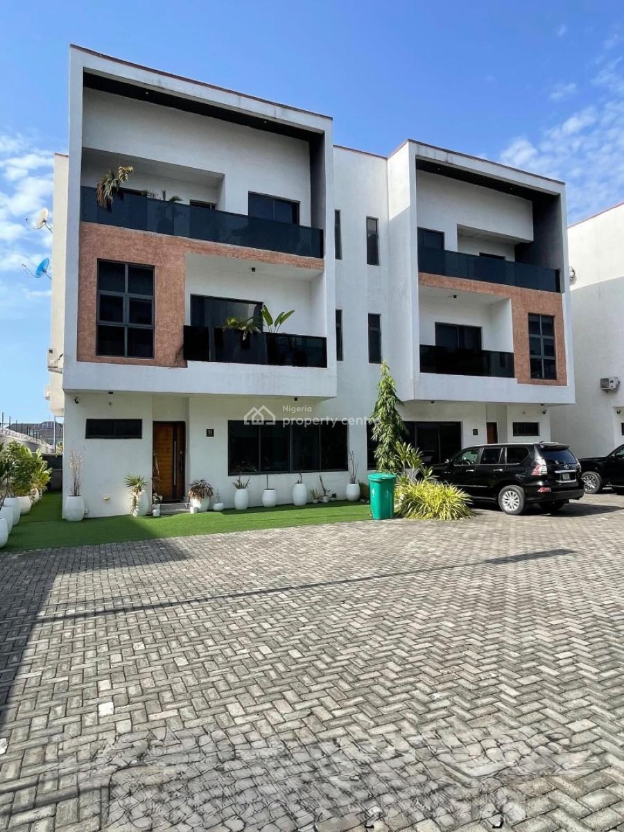 𝐁𝐄𝐀𝐔𝐓𝐈𝐅𝐔𝐋 4 𝐁𝐄𝐃𝐑𝐎𝐎𝐌 𝐒𝐄𝐌𝐈 𝐃𝐄𝐓𝐀𝐂𝐇𝐄𝐃, Lekki Phase 1, Lekki, Lagos, Semi-detached Duplex for Rent