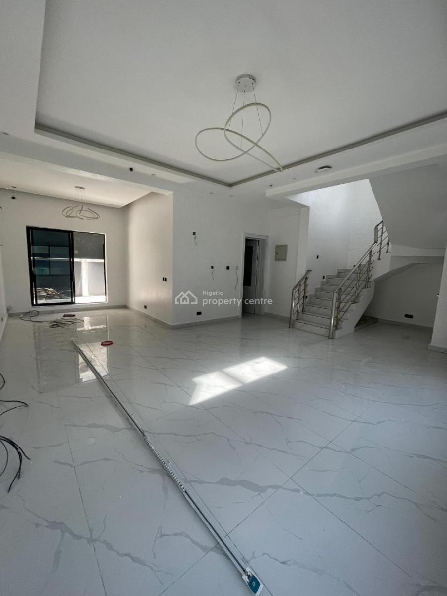 𝐁𝐄𝐀𝐔𝐓𝐈𝐅𝐔𝐋 4 𝐁𝐄𝐃𝐑𝐎𝐎𝐌 𝐒𝐄𝐌𝐈 𝐃𝐄𝐓𝐀𝐂𝐇𝐄𝐃, Lekki Phase 1, Lekki, Lagos, Semi-detached Duplex for Rent