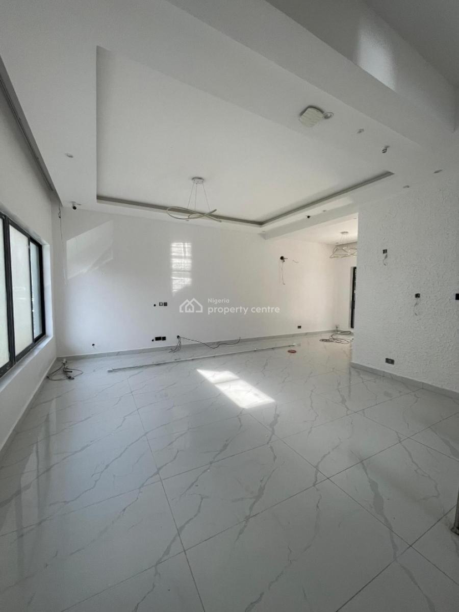 𝐁𝐄𝐀𝐔𝐓𝐈𝐅𝐔𝐋 4 𝐁𝐄𝐃𝐑𝐎𝐎𝐌 𝐒𝐄𝐌𝐈 𝐃𝐄𝐓𝐀𝐂𝐇𝐄𝐃, Lekki Phase 1, Lekki, Lagos, Semi-detached Duplex for Rent