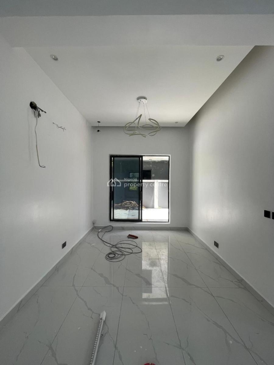 𝐁𝐄𝐀𝐔𝐓𝐈𝐅𝐔𝐋 4 𝐁𝐄𝐃𝐑𝐎𝐎𝐌 𝐒𝐄𝐌𝐈 𝐃𝐄𝐓𝐀𝐂𝐇𝐄𝐃, Lekki Phase 1, Lekki, Lagos, Semi-detached Duplex for Rent