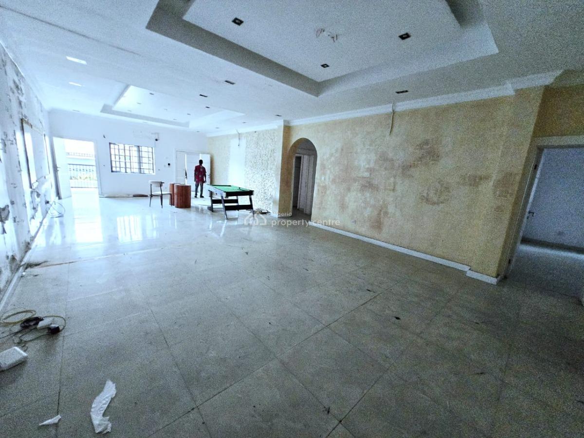 8 Units of 3-bedrooms Flat with a Room Bq, Lekki Right, Lekki Phase 1, Lekki, Lagos, Flat / Apartment for Rent