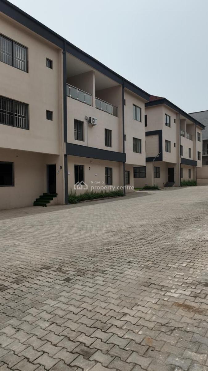 5 Bedroom Semi-detached Duplex, Mabushi, Abuja, Semi-detached Duplex for Sale
