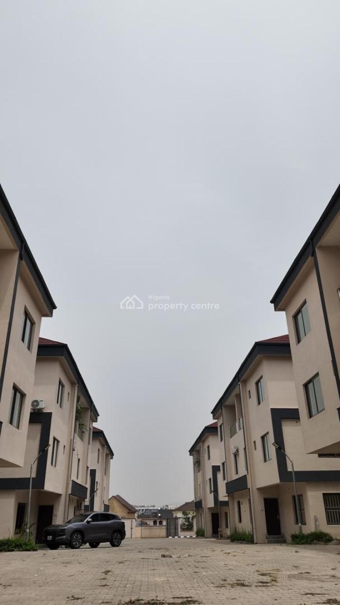 5 Bedroom Semi-detached Duplex, Mabushi, Abuja, Semi-detached Duplex for Sale
