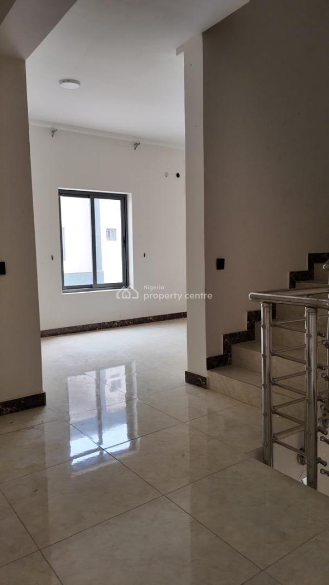 5 Bedroom Semi-detached Duplex, Mabushi, Abuja, Semi-detached Duplex for Sale