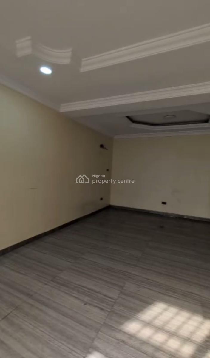 Standard Spacious Tastefully Built 3 Bedroom Terrace Duplex with Bq, Maitama District, Abuja, Terraced Duplex for Rent