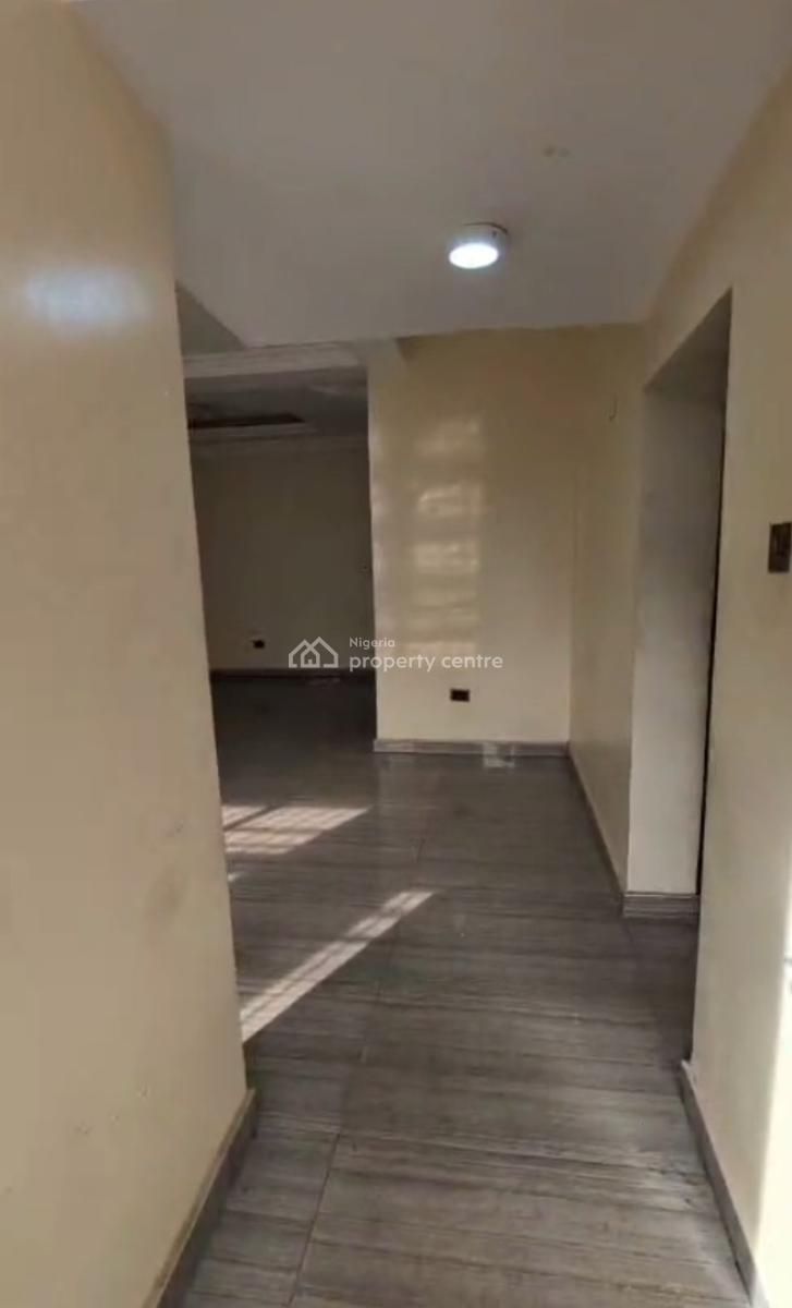 Standard Spacious Tastefully Built 3 Bedroom Terrace Duplex with Bq, Maitama District, Abuja, Terraced Duplex for Rent