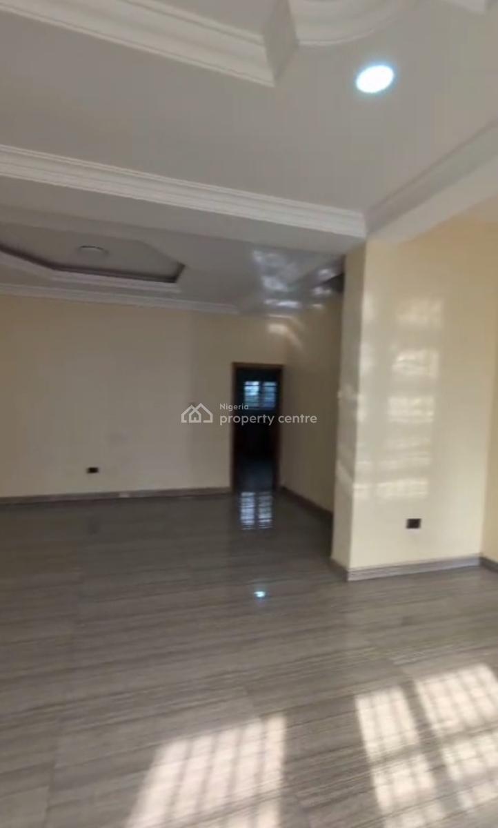 Standard Spacious Tastefully Built 3 Bedroom Terrace Duplex with Bq, Maitama District, Abuja, Terraced Duplex for Rent