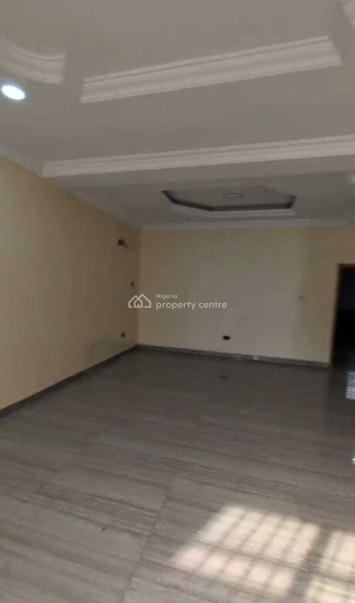 Standard Spacious Tastefully Built 3 Bedroom Terrace Duplex with Bq, Maitama District, Abuja, Terraced Duplex for Rent