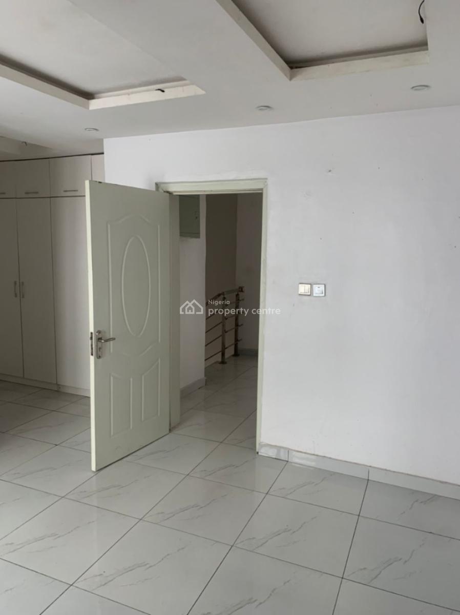Sharp 3 Bedroom Terrace Duplex., Abraham Adesanya, Ajah, Lagos, Terraced Duplex for Rent