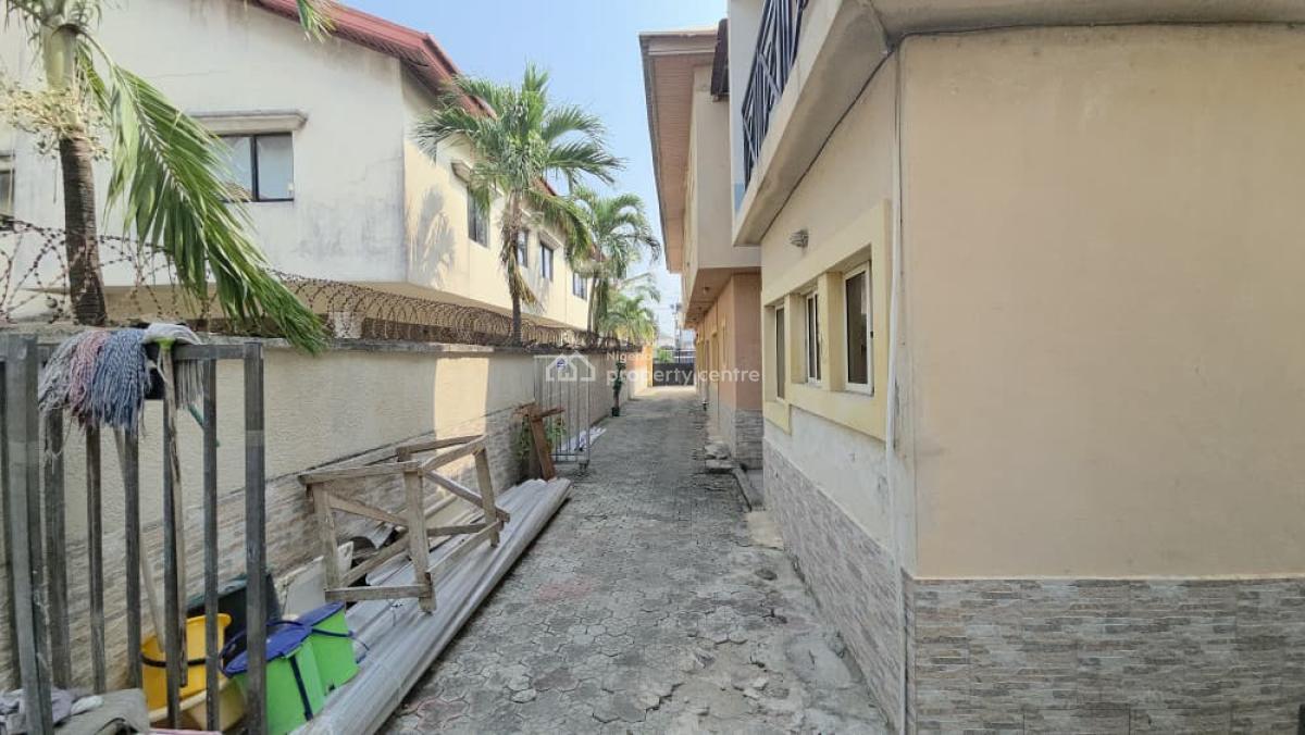 5 Bedroom Semi Detached House with a Study, 2 Rooms Bq, Lekki Phase 1, Lekki, Lagos, Semi-detached Duplex for Sale