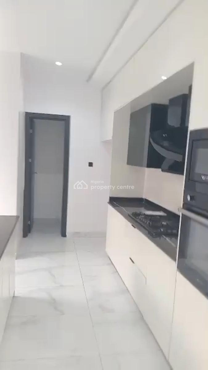 Tastefully Furnished 3 Bedroom Apartment, Lekki Phase 1, Lekki, Lagos, Flat / Apartment for Rent