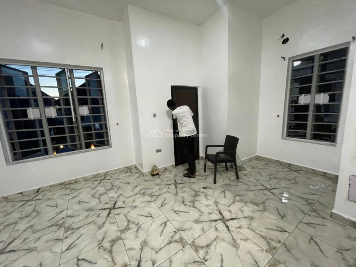 Luxurious Master Bedroom, Chevron Alternative, Lekki Phase 2, Lekki, Lagos, Self Contain (single Rooms) for Rent